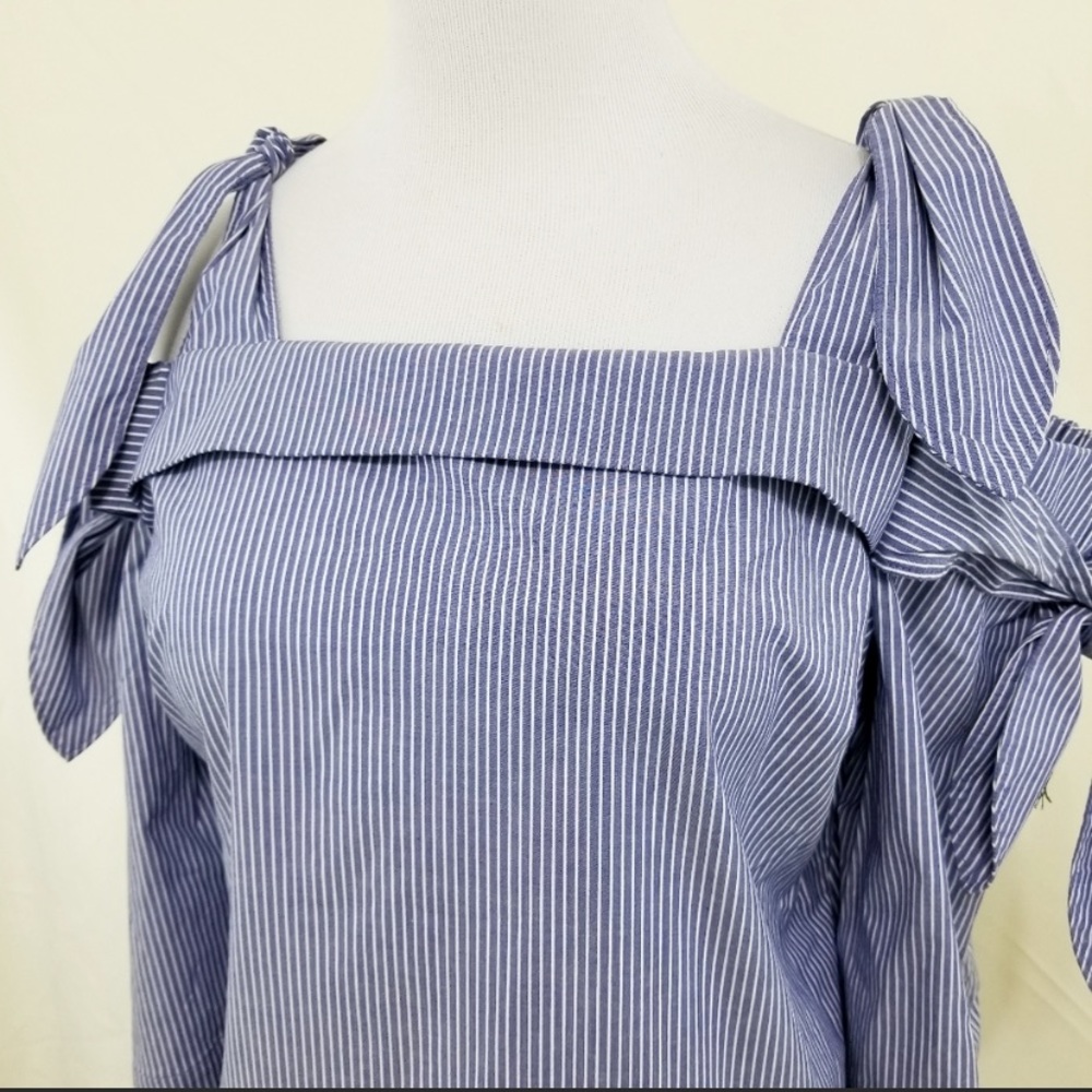 Banana Republic Double Bow Cold Shoulder Striped Top Blue White Coquette Stripe - Picture 6 of 13